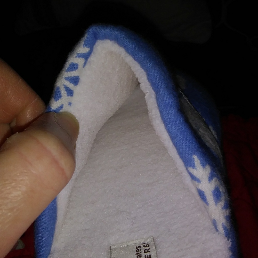 Slippers - Picture 4 of 5